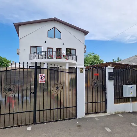 Гостевой дом Clara Эфорие Норд