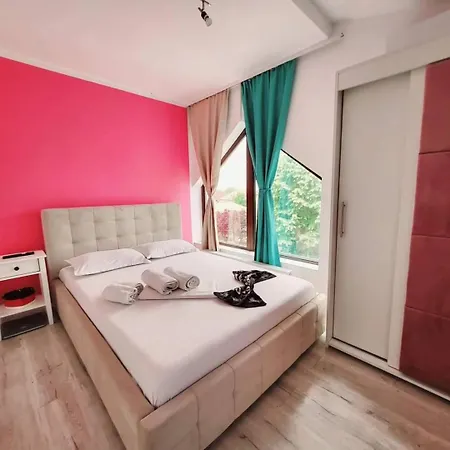Clara Guest house